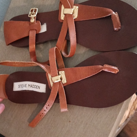 Steve Madden leather sandals ❤️💕 - Picture 2 of 8